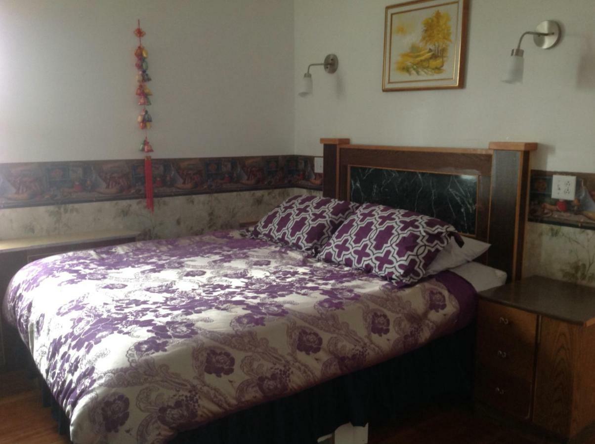 Heritage Place Hotel Gravelbourg Dış mekan fotoğraf